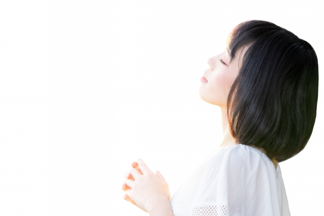 無宗教とは？日本で無宗派が増えている理由や仏壇について紹介のイメージ画像
