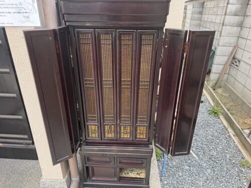 大阪府池田市にて仏壇の回収・処分を行いました。
