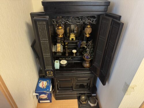 松原市にて仏壇の回収・処分を行いました。