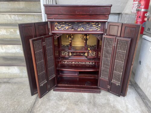 大阪狭山市にて仏壇の回収・処分を行いました。