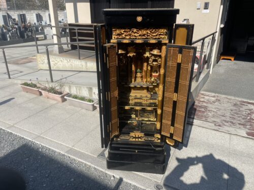 堺市東区にて仏壇の回収・処分を行いました。