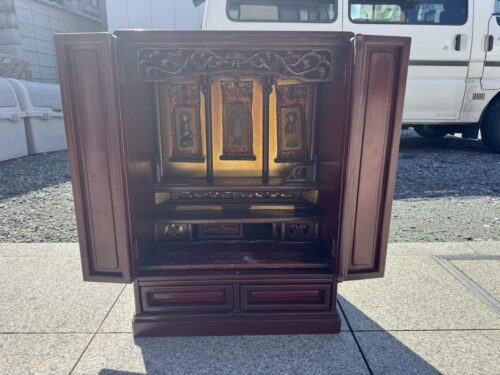 大阪市中央区にて仏壇の回収・処分を行いました。